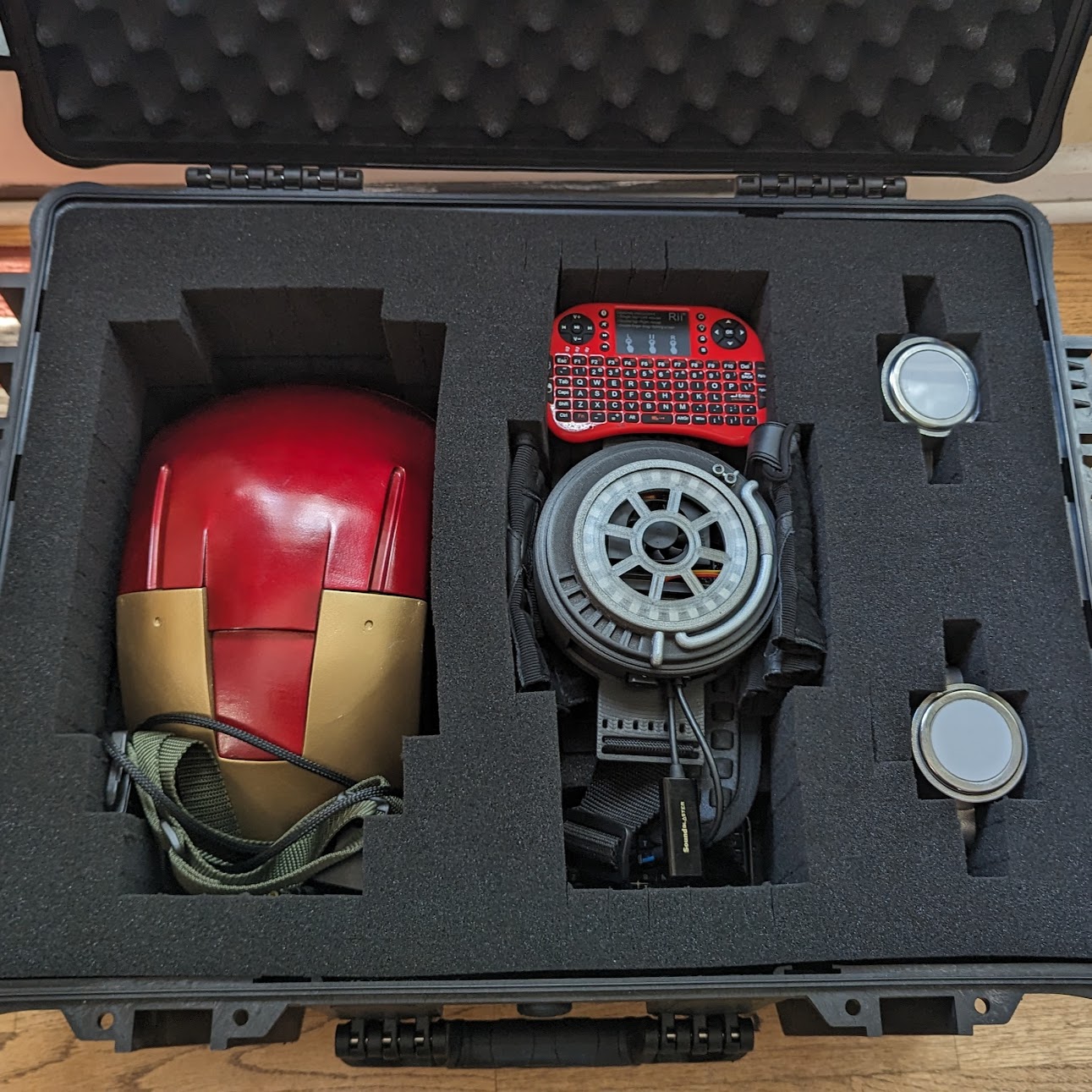 OASIS Helmet in case